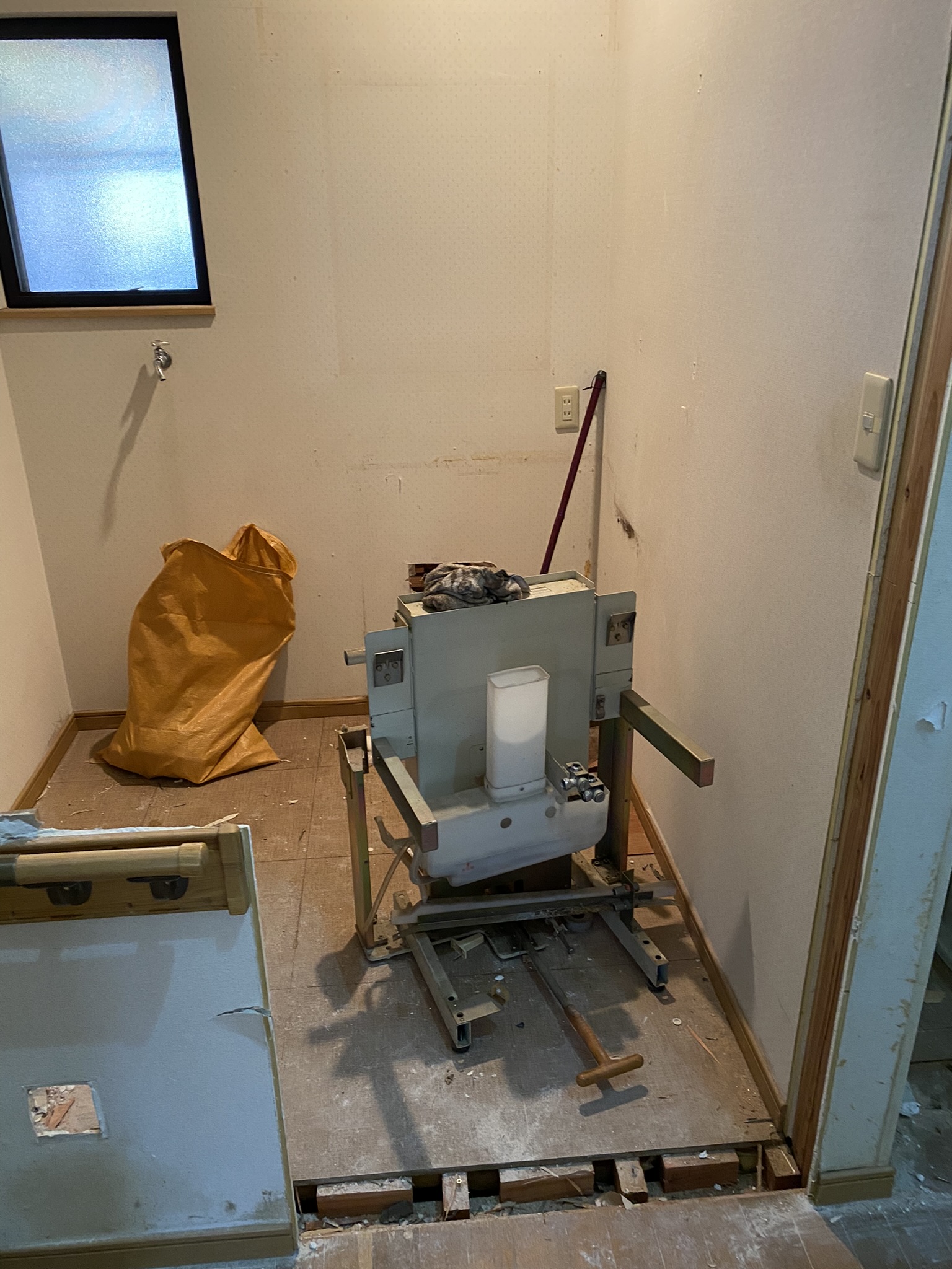 家買ったけん家のリフォームして！① ｜ 宇美町神武原 福岡市博多区・南区の壁や屋根の塗替えのことなら