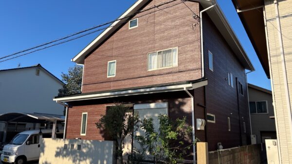 【延長瑕疵保険メンテナンス】福岡県北九州市K様邸　コーキングの劣化と外壁の色褪せが気になります。｜福岡市　想いを形に工房＆想いを形に外壁塗装