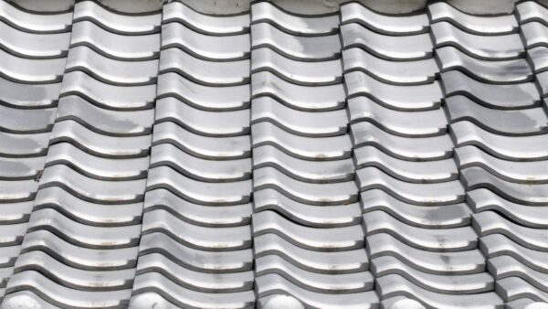 陶器瓦と塗装について！美しさと耐久性を高めるために！｜福岡市南区　想いを形に工房　想いを形に外壁塗装