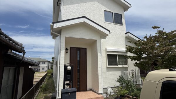 【塗装施工事例】築９年！糟屋郡C様邸　塗装工事の紹介です！｜福岡県春日市　大野城市　那珂川市　福岡市南区　想いを形に工房